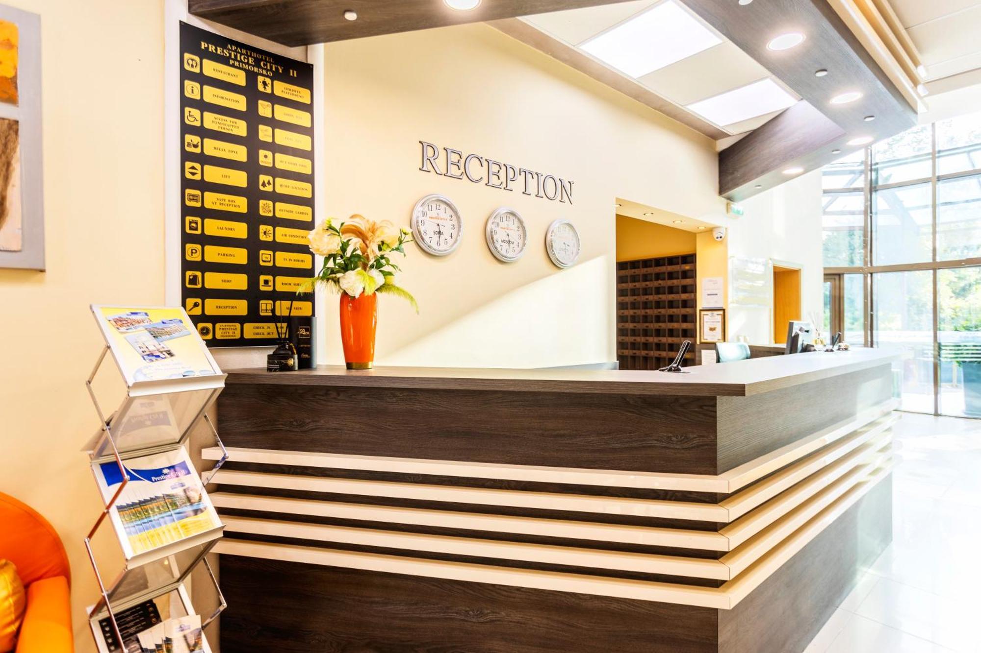 Aparthotel Hotel Prestige City II プリモルスコ エクステリア 写真