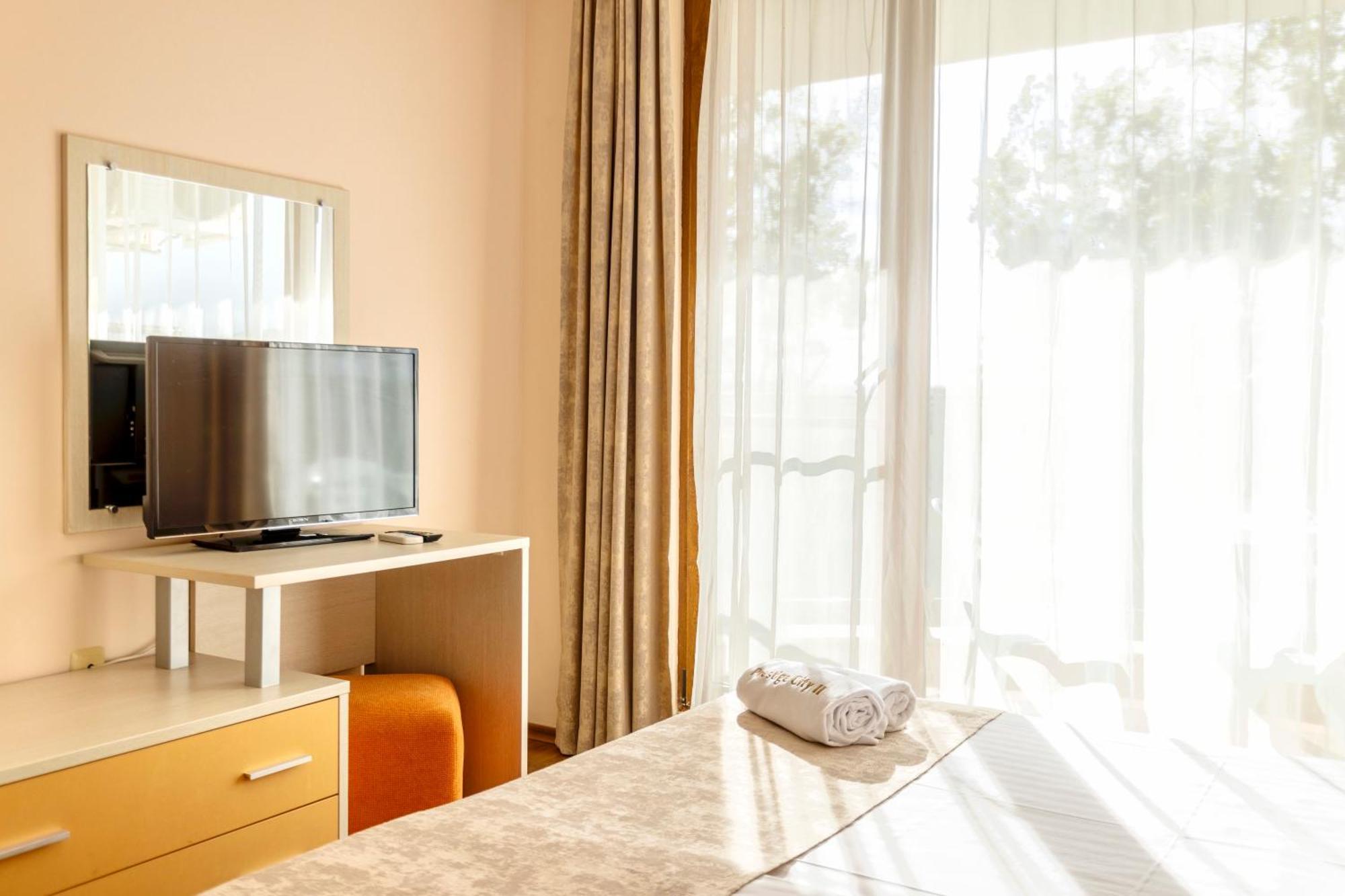 Aparthotel Hotel Prestige City II プリモルスコ エクステリア 写真